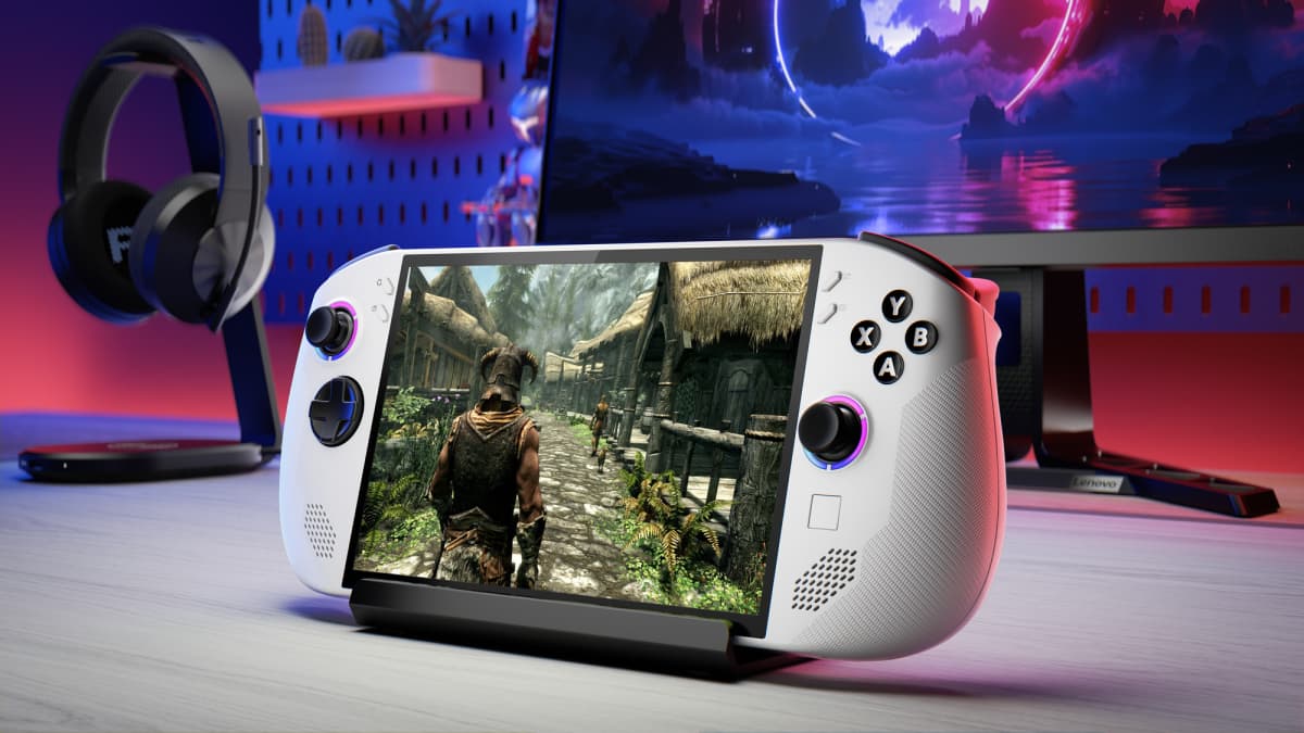 Lenovo Legion Go S (Windows) handheld gaming PC