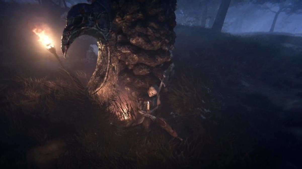 Exploration de donjon dans Tainted Grail, ambiance sombre