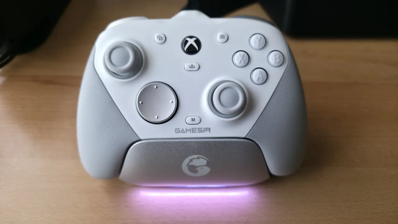 Test du Gamesir G7 Pro Tri-Mode : un vrai contrôleur Pro Xbox/PC sous les 100€ ?